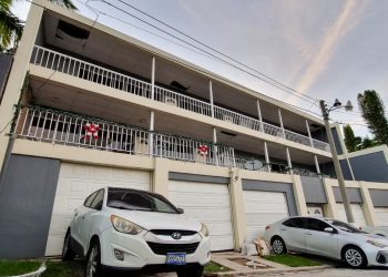 Arrestan a falso importador de vehículos en San Salvador