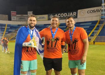 «Ha sido difícil tener dos porteros top y que solo uno tenga minutos»