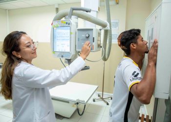 Ampliación de horario en tres unidades médicas el ISSS favorece a 200,000 usuarios  