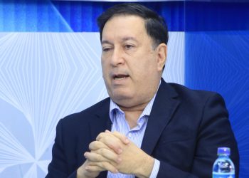 Candidatos de la oposición «no tienen planteamientos»: Carlos Acevedo, economista y expresidente del BCR