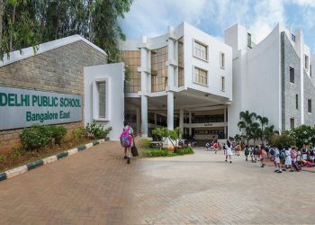 Decenas de escuelas en India evacuan a estudiantes por amenazas de bomba
