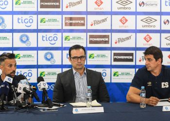 Fesfut, sin técnicos de la mayor, la sub-20 y en deuda con Hugo Pérez