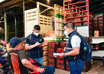 Denuncian a 38 comerciantes de verduras por obstaculizar inspección de precios