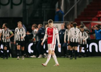 Ajax devuelve dinero de las entradas a sus aficionados tras eliminación de Copa Holandesa