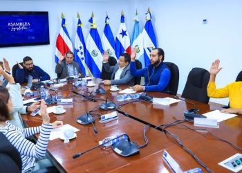 Habitantes de la comunidad Vista Alegre recibirán escrituras de sus terrenos