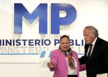 La OEA discute sobre la gobernabilidad en Guatemala