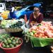 Defensoría del Consumidor verifica precios de verduras, legumbres y frutas en el Mercado Central de San Salvador