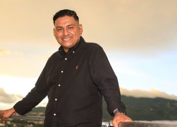 «En los próximos años veremos a un artista salvadoreño ganar un Grammy»: Josué Pineda, CEO de PJ Media Network y Waves Music