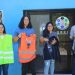 Jóvenes crean chaleco con sensores para personas con discapacidad visual