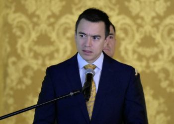 Ecuador construirá cárceles como el CECOT de El Salvador
