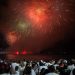 Millares de personas reciben el Año Nuevo con una fiesta en el cielo de Copacabana
