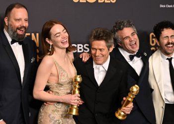 Los Globos de Oro recuperan su audiencia a pesar de las críticas a su anfitrión