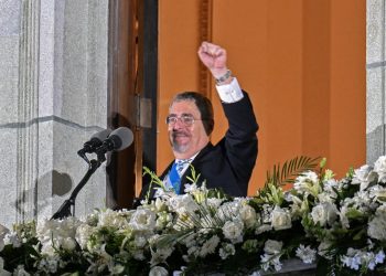Presidente Bernardo Arévalo promete rescatar a Guatemala de la «corrupción» e «impunidad»