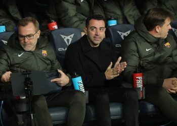 Barcelona cae ante Villarreal y Xavi anuncia su salida a final de temporada