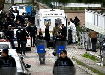 Un muerto en un ataque contra una iglesia italiana en Estambul