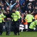 Interrumpido un partido de Copa de Inglaterra por incidentes en las gradas