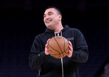Asistente de los Warriors, Dejan Milojevic, falleció tras un infarto