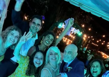 ¡Una boda de altura! La conquistadora del Everest, Alfa Karina Arrué, contrae matrimonio