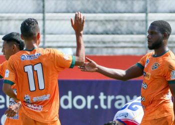 San Miguel, con triplete de Andrés Vallecilla, le pegó 4-1 a los fantasmas vicentinos