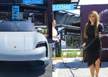 Inauguran la primera estación de carga para automóviles eléctricos Porsche en El Salvador