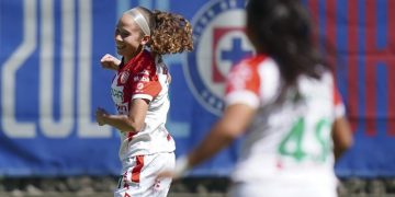 Golazo de jugadora salvadoreña en la Liga MX femenil
