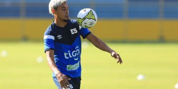 Darwin Cerén regresó a la Selecta