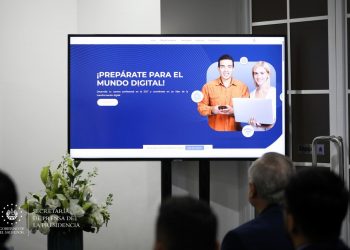Más de 10,000 personas se inscribieron en la Escuela Superior de Innovación y Tecnología
