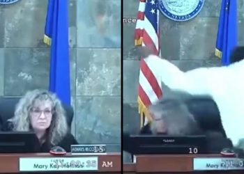 Criminal que atacó a jueza durante audiencia en EE. UU. se negó a regresar a la corte