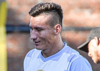 «Espero celebrar muchos goles con esta bonita afición»: Javier Fermán, delantero de Limeño
