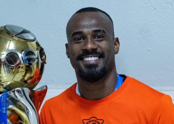 Lucas Ventura se despide de Águila