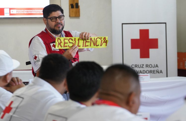 Objetivo. El curso brindará las capacidades de respuesta a emergencias y desastres. Foto: CRS.