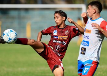 Santa Ana empató 3-3 ante San Vicente y La Paz cayó 0-10 ante Usulután