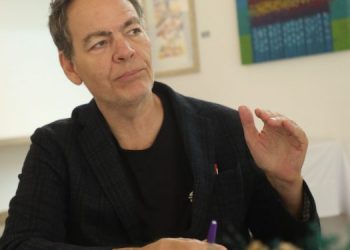 Max Keiser prevé que bitcoin alcance los $50,000 este jueves