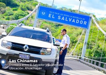 Turistas guatemaltecos destacan buena atención en la frontera Las Chinamas