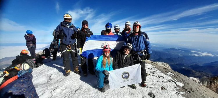 Los seleccionados nacionales realizaron al cierre del año anterior, la primera expedición  México. Fotos/Cortesía de montañistas.