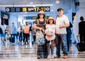 El Aeropuerto de El Salvador reporta alza del 47 % en el movimiento de pasajeros en lo que va de enero