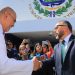 Médicos entregan pieza en la Asamblea Legislativa
