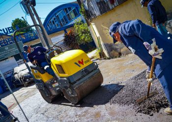 Plan bacheo municipal beneficia a habitantes de la colonia Panamá