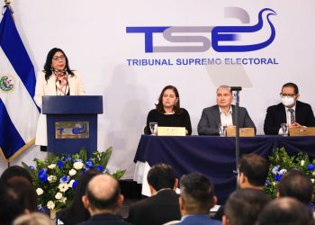 TSE abre período de emisión del voto electrónico para salvadoreños en el exterior