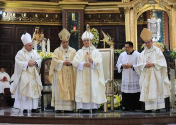 Ordenan a nuevo obispo auxiliar de San Salvador