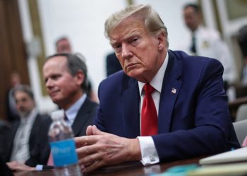 Supremo no apoya sacar a Trump de la competencia