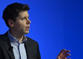 Sam Altman de OpenAI busca millones de dólares para reorganizar sector de semiconductores