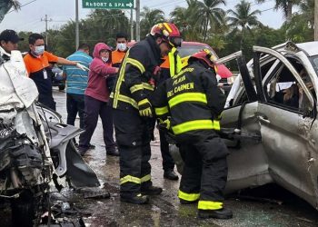 Mueren cinco argentinos y un mexicano en accidente de carretera en México