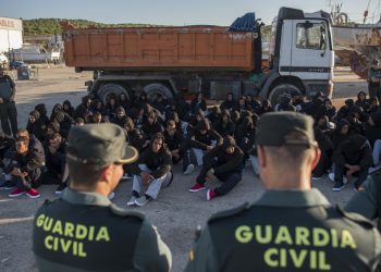 Detenidos cinco narcotraficantes en España en relación con la muerte de dos guardias civiles