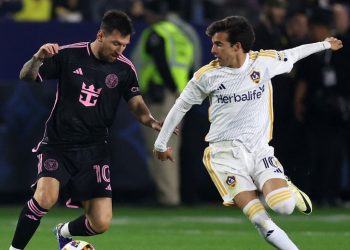 ¡Nostalgia! Así fue el reencuentro de Riqui Puig con Messi y sus excompañeros del Barcelona