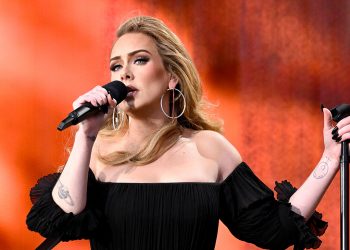Adele cancela conciertos por problemas de salud