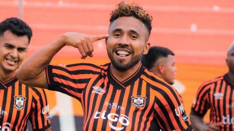 Águila goleó al Jocoro