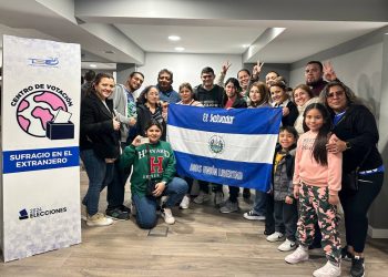 Diáspora celebra su derecho de acudir a las urnas