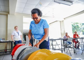Ministerio de Medio Ambiente capacita a docentes en temas de reciclaje