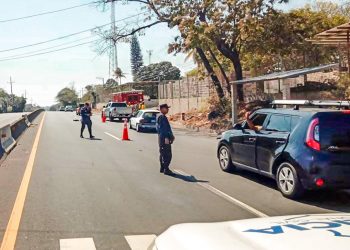 Anciano muere atropellado en carretera de San Salvador a Sonsonate